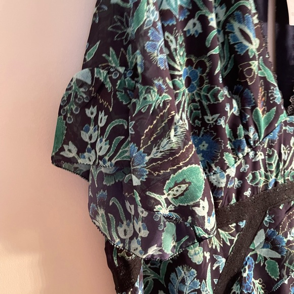 New! Hope & Ivy Dress - Picture 4 of 11